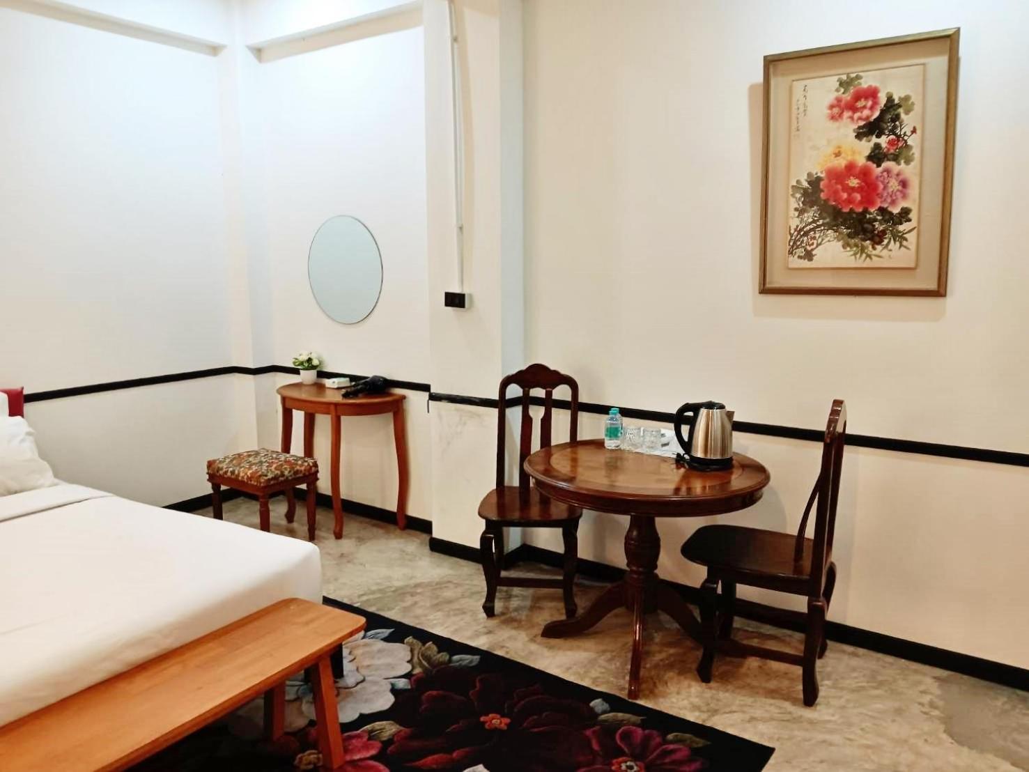 The Character Yaowarat V เดอะ คาแรคเตอร์ เยาวราช 3 Apartment *